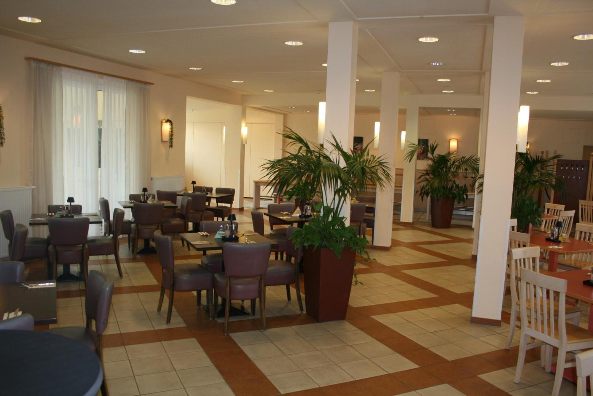 Jufa Hotel Im Brueckenkopfpark - Juelich Kültér fotó